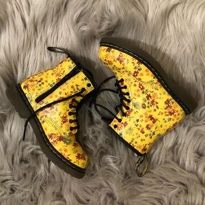 Kids Dr. Martens Boots for girls.